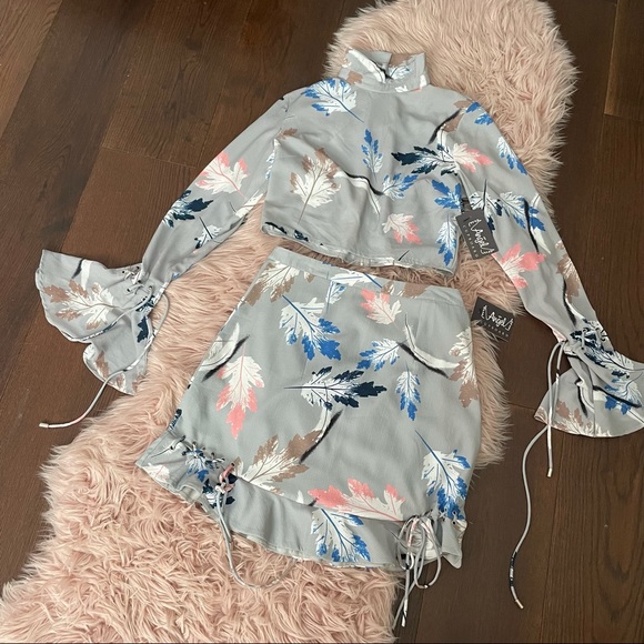 Skirt Set - Picture 1 of 3